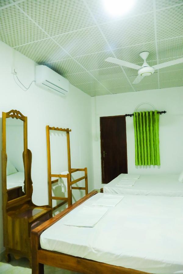 Forest View Home Stay Anuradhapura Exterior foto